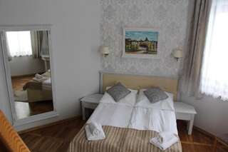 Отель Hotel Zamek Karnity Миломлын Двухместный номер с 1 кроватью или 2 отдельными кроватями-4